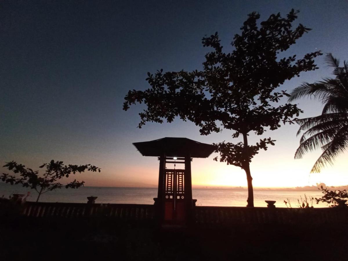 Bali North Beach B&B Tianyar Ngoại thất bức ảnh