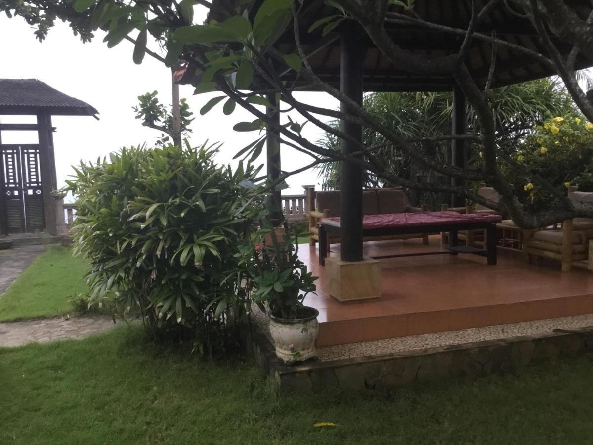 Bali North Beach B&B Tianyar Ngoại thất bức ảnh