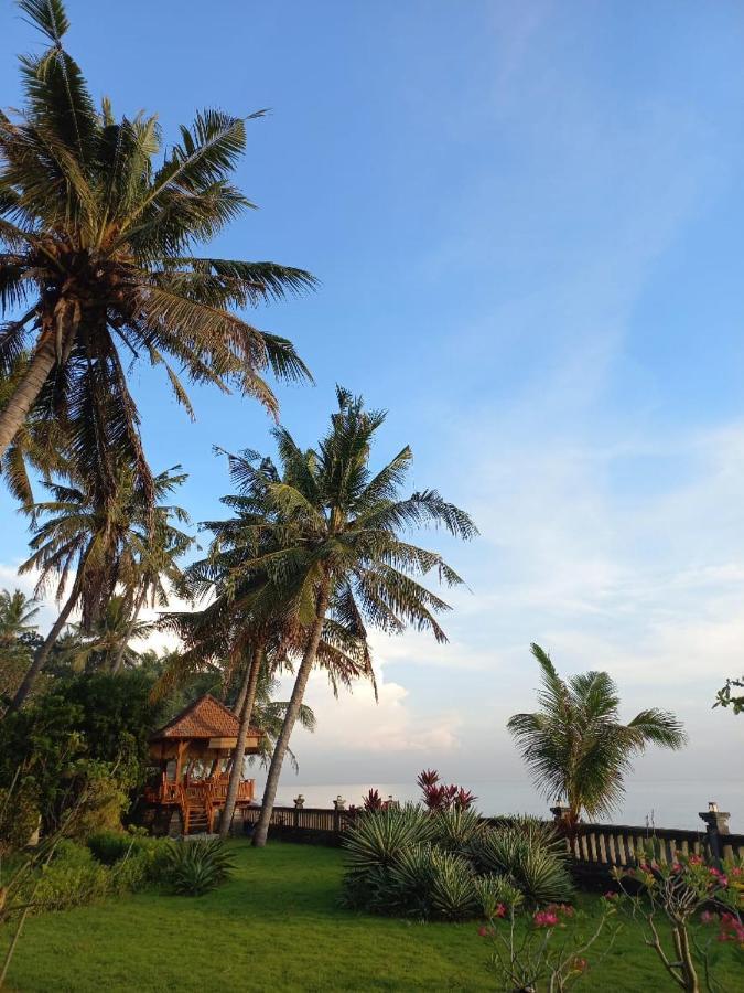 Bali North Beach B&B Tianyar Ngoại thất bức ảnh