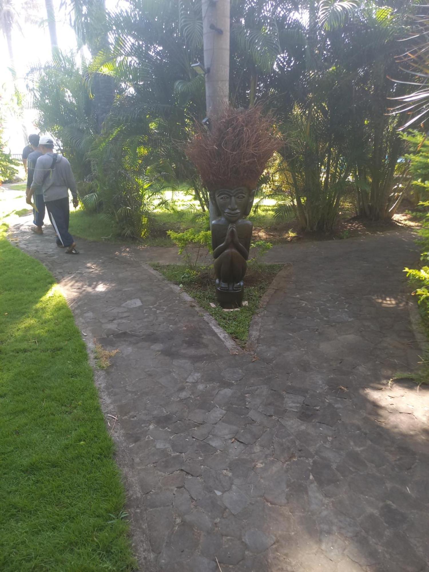 Bali North Beach B&B Tianyar Ngoại thất bức ảnh